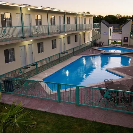 Hotel Trébol Inn Nuevo Casas Grandes Exterior foto
